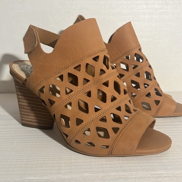 Vince Camuto Tan Open Cutout Toe Heel Sandles  Size 8W - Picture 4 of 8